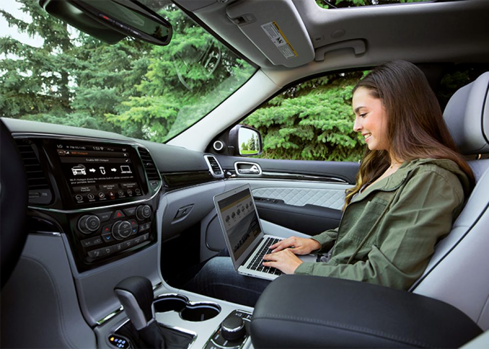 Jeep® Grand Cherokee Technology Uconnect & Apps